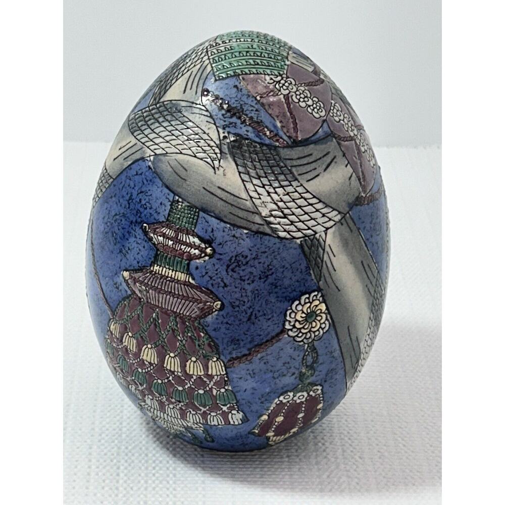 VTG 6.5” Tall Decorative‎ Hand Painted Tassels Chinese Asian Ceramic Egg Decor